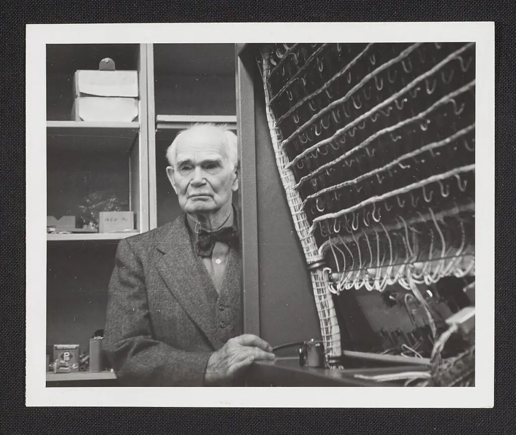 In 1956, Arnold O. Beckman fêted Lee de Forest at the new Munich facility of Beckman Instruments. Lee de Forest (1873–1961) was an inventor, most notably of Audion vacuum tubes in the early twentieth century. His serial business ventures included work in radio, telegraphy, telephony, broadcasting, and film. https://commons.wikimedia.org/wiki/File:Lee_de_Forest_at_Beckman_Instruments_in_Munich,_Germany_-_DPLA_-_45f3b78b6fc6883fe1807f088db4fe02.jpg